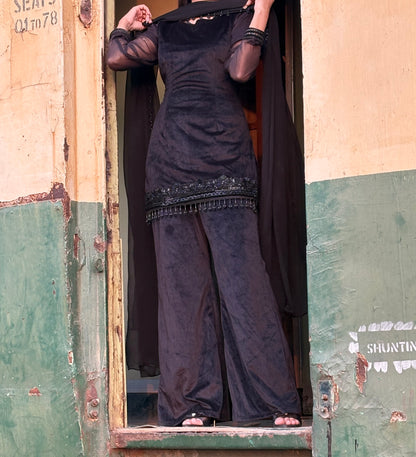 Velvet Elegance 3-Piece Suit with Beaded Georgette Dupatta